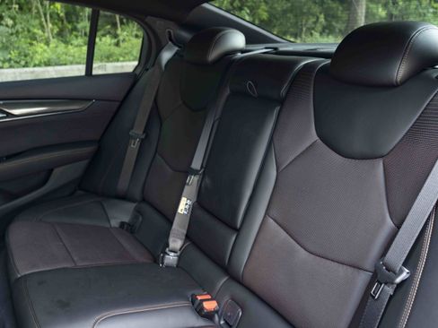 Used 2024 Cadillac CT5 Sport RWD image 18