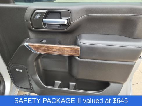 Used 2022 Chevrolet Silverado 3500 High Country w/ Technology Package AWD/4WD image 8