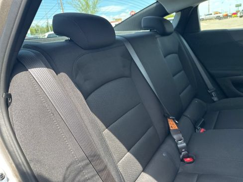 Used 2024 Chevrolet Malibu RS w/ LPO, Floor Liner Package FWD image 32