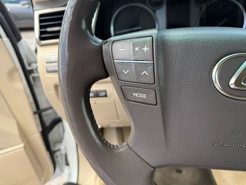 Used 2015 Lexus LX 570 4WD image 22