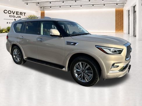 Used 2022 INFINITI QX80 Luxe w/ Cargo Package RWD image 1