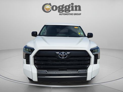 Used 2024 Toyota Tundra SR5 w/ SR5 Premium Package RWD image 8