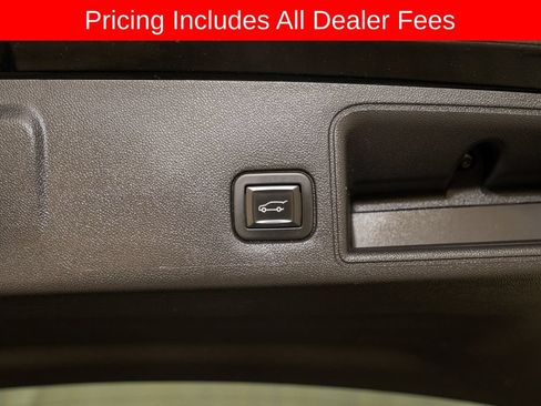 Used 2019 GMC Terrain SLE w/ Driver Convenience Package AWD/4WD image 6