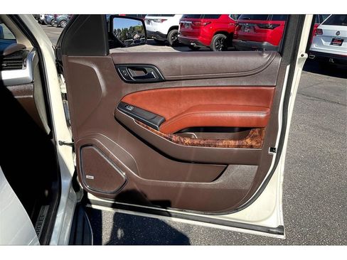Used 2015 Chevrolet Tahoe LTZ image 24