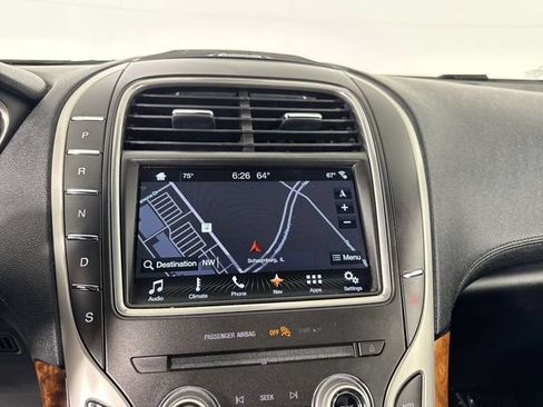 Used 2017 Lincoln MKX Reserve w/ Lincoln MKX Climate Package AWD/4WD image 6