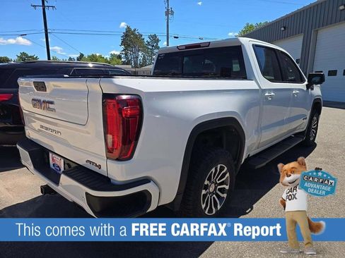 Used 2020 GMC Sierra 1500 AT4 w/ AT4 Premium Package AWD/4WD image 2