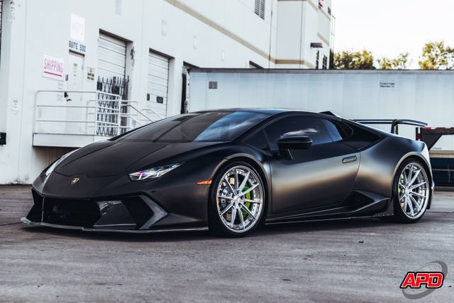 Used 2019 Lamborghini Huracan LP 580-2 RWD image 6