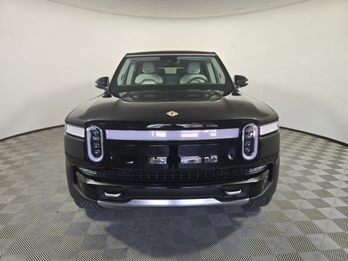 Used 2024 Rivian R1S Adventure AWD/4WD image 8