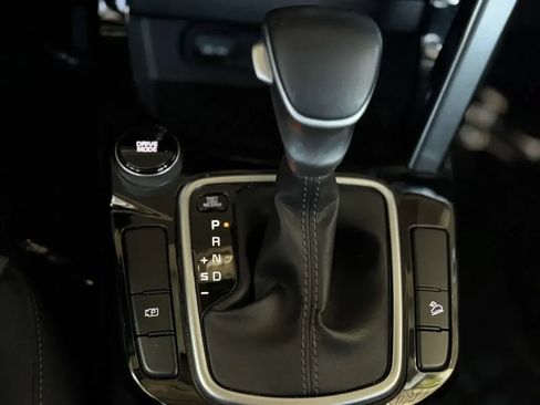 Used 2024 Kia Seltos S FWD image 37
