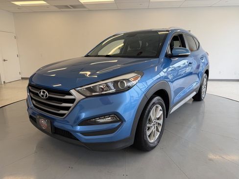 Used 2017 Hyundai Tucson SE Plus image 3