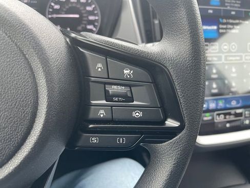 Certified 2025 Subaru Crosstrek 2.0i Premium AWD/4WD image 17