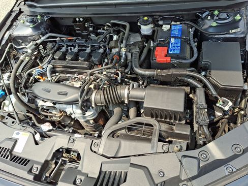 Used 2023 Honda Accord EX image 27