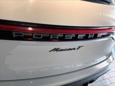 Used 2024 Porsche Macan Turbo image 37