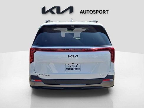 New 2026 Kia Carnival SX Prestige image 9