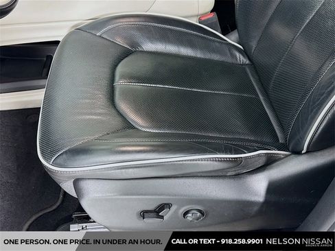 Used 2021 Chrysler Pacifica Limited w/ Premium & Safety Sphere Group image 20