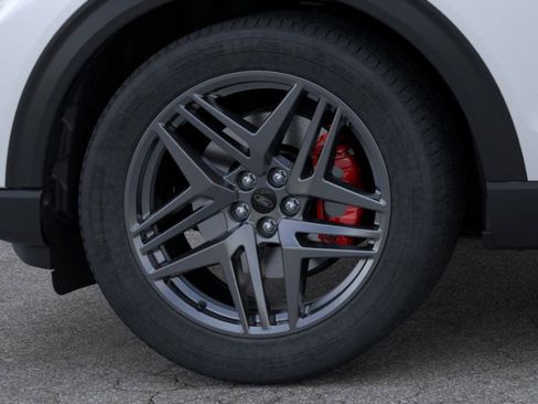 New 2025 Ford Explorer ST-Line w/ Premium Package image 19