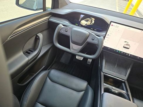 Used 2022 Tesla Model X Plaid AWD/4WD image 32