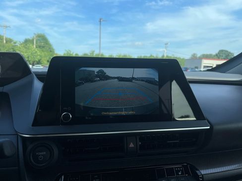 Used 2026 Toyota Prius XLE FWD image 23