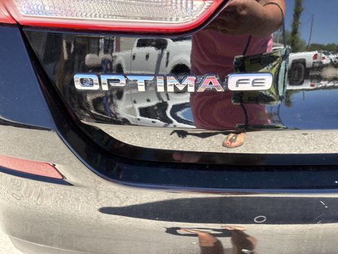 Used 2020 Kia Optima LX FWD image 9