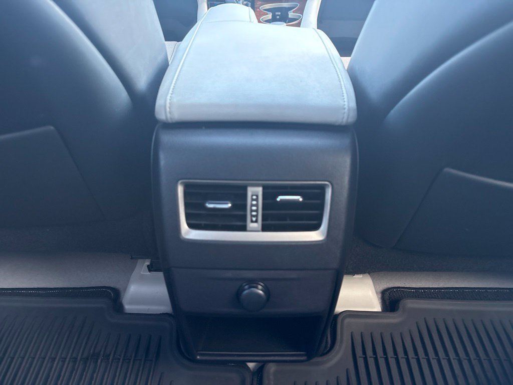 Used 2019 Lexus RX 450h AWD w/ Navigation Package image 28