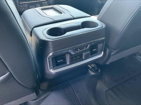 Used 2019 GMC Sierra 1500 SLT w/ SLT Premium Plus Package AWD/4WD image 11