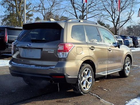 Used 2017 Subaru Forester 2.5i Touring image 4