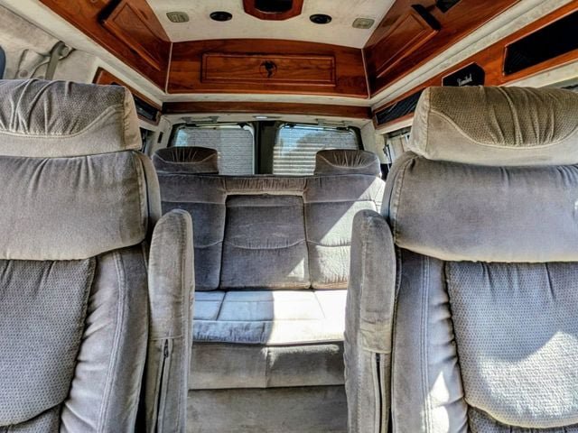 Used 1999 Chevrolet Express 1500 w/ Convenience Pkg RWD image 10