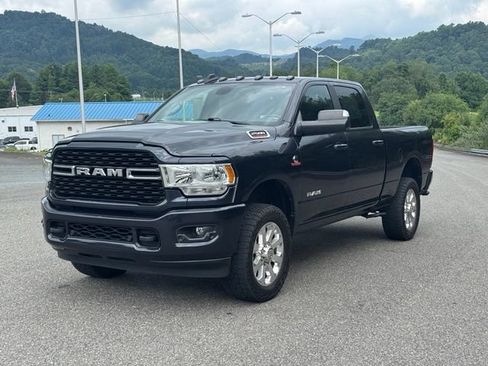 Used 2022 RAM 2500 Big Horn w/ Level A Equipment Group AWD/4WD image 3