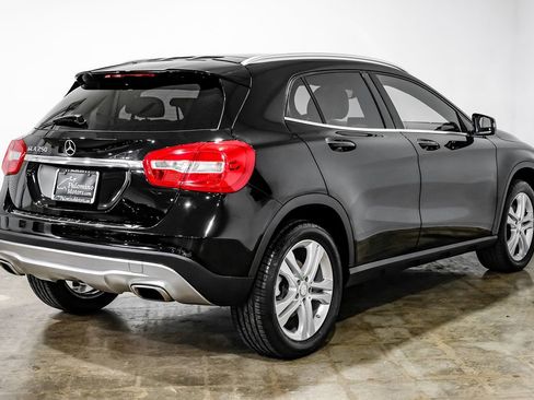 Used 2016 Mercedes-Benz GLA 250 image 8