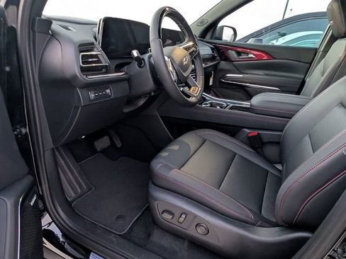 New 2026 Chevrolet Traverse Z71 w/ Enhanced Driving Package AWD/4WD image 6