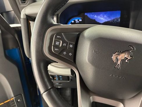 Used 2023 Ford Bronco Badlands w/ Sasquatch Package AWD/4WD image 23
