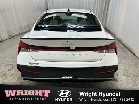 Certified 2025 Hyundai Elantra Sport image 5