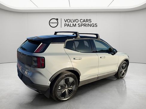 New 2026 Volvo EX30 Cross Country Ultra image 6