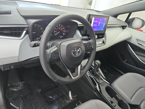 Used 2024 Toyota Corolla SE FWD image 15