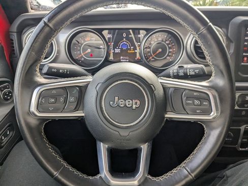 Used 2021 Jeep Wrangler Unlimited Sahara image 26
