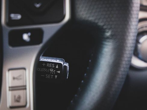 Used 2023 Toyota 4Runner SR5 Premium image 14