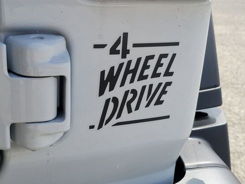 New 2026 Jeep Wrangler Willys AWD/4WD image 7