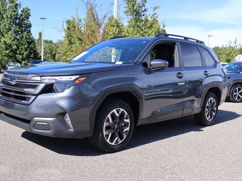 Used 2026 Subaru Forester Premium AWD/4WD image 4