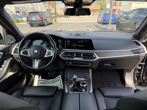 Used 2022 BMW X7 M50i w/ Dynamic Handling Package AWD/4WD image 11
