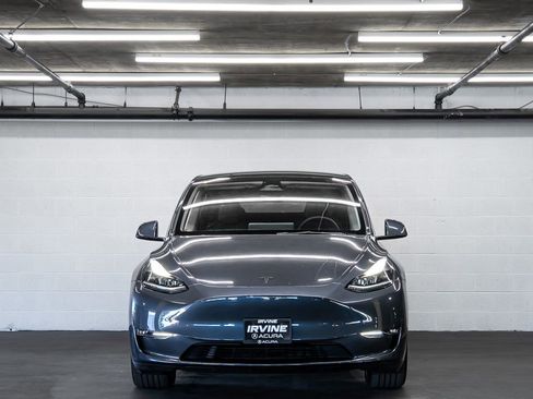 Used 2023 Tesla Model Y Long Range image 8