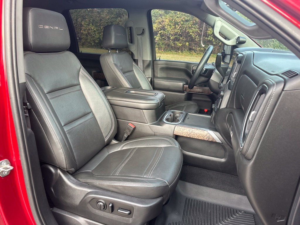 Used 2021 GMC Sierra 2500 Denali w/ Denali Ultimate Package AWD/4WD image 27