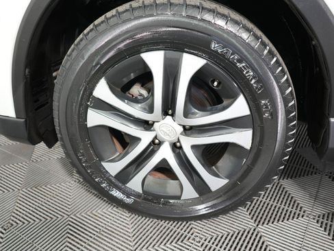 Used 2017 Toyota RAV4 LE FWD image 21