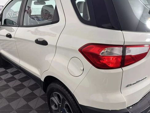 Used 2018 Ford EcoSport S FWD image 20