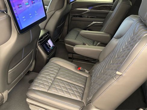 New 2025 Cadillac Escalade IQ Sport 1 w/ Smart Trailering package image 10