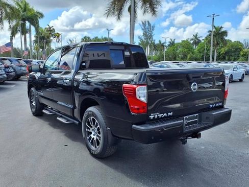 Certified 2021 Nissan Titan SV w/ SV Convenience Package image 4