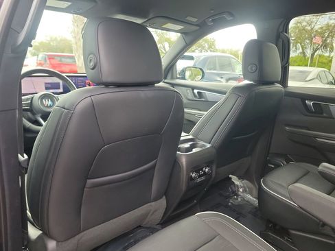 Used 2025 Buick Enclave Sport Touring image 12