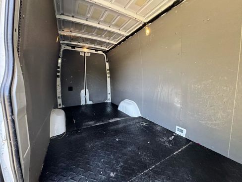 Used 2022 Mercedes-Benz Sprinter 2500 image 18