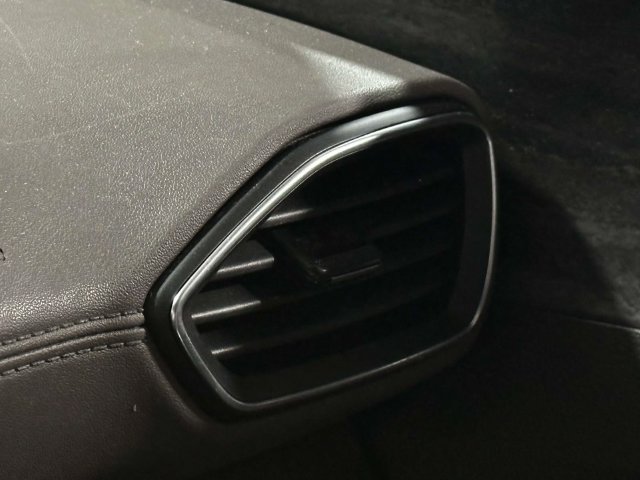 Used 2020 Hyundai Santa Fe SE AWD/4WD image 37