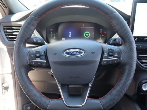 Certified 2023 Ford Escape ST-Line w/ Tech Pack #1 FWD image 18