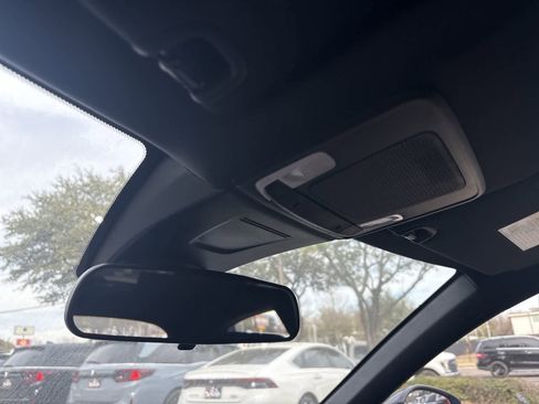 Certified 2025 Honda Civic Sport image 32